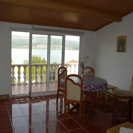 Апартаменты In - Zadar Riviera 7998 *